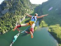 IM竞技体育平台-红牛角力黄墙，莱比锡绝境逆转，欧冠半决赛上演德甲内战惊魂夜