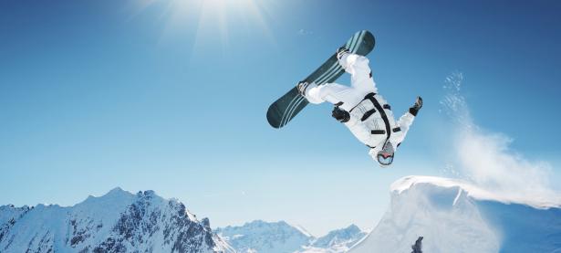 IM电竞APP-赛场双面镜，法国队轻取中国队背后，陈雨菲状态火热的启示