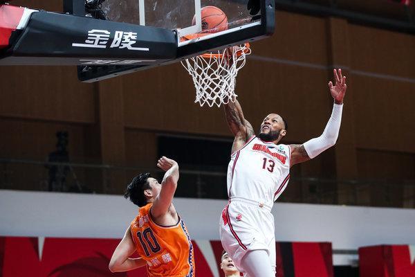 保加利亚队在对阵立陶宛队时展现出强劲实力