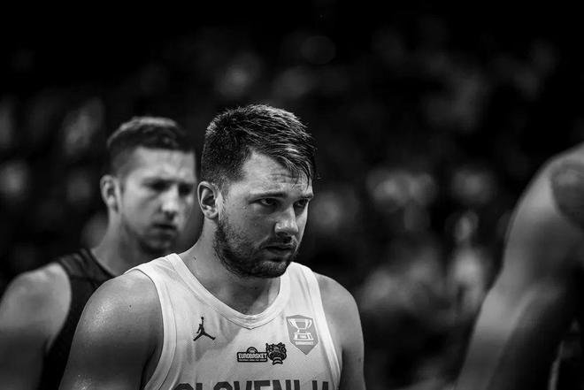 关于瑞典力克斯洛文尼亚，成功挺进下一轮的信息