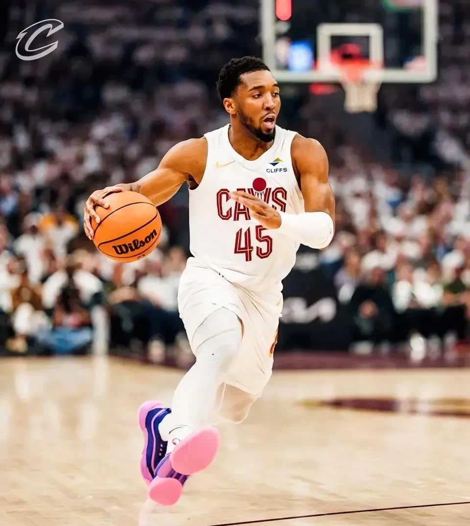 西班牙男篮轻取热火B队，米切尔送出助攻